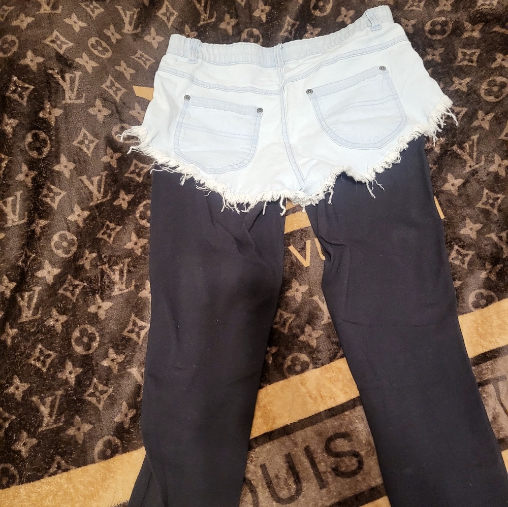 Pants - Picture 3 of 5